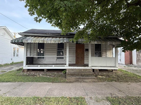 653 3rd Ave, Gallipolis, OH 45631