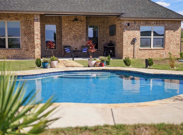 139 Stanford Lane, Springtown, TX 76082