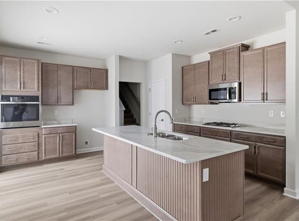1301 Regal Road, Suffolk, VA 23434