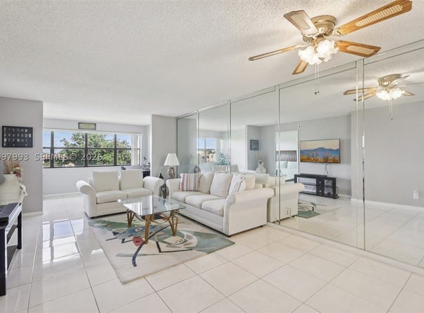 2793 NW 104th Ave, Sunrise, FL 33322