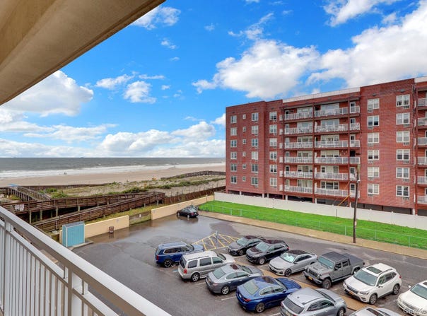 700 Shore Road, Long Beach, NY 11561