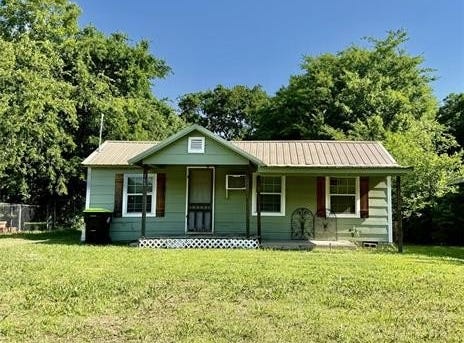 708 W 3rd, Ada, OK 74820
