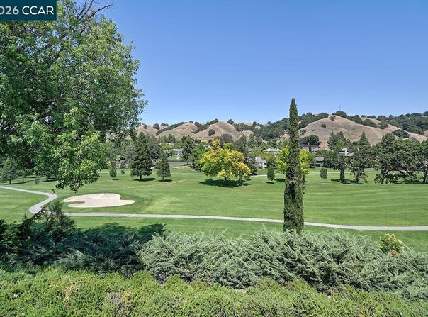 3136 Tice Creek Dr, Walnut Creek, CA 94595