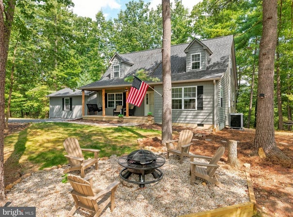122 FORREST Street, BASYE, VA 22810