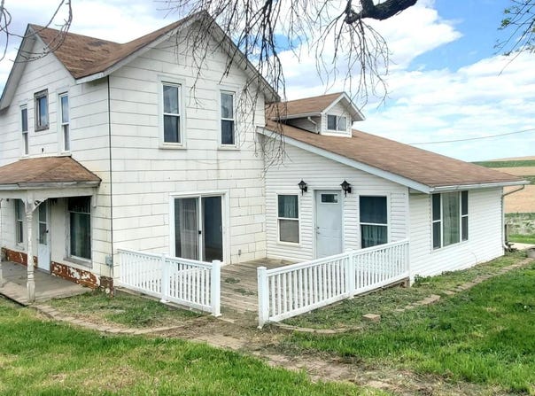 1556 320Th Street, Denison, IA 51442