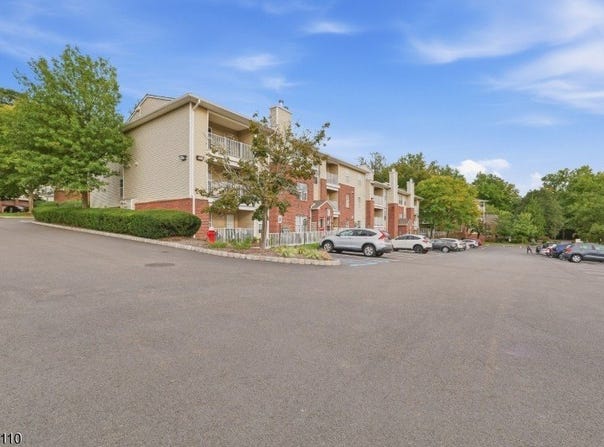1301 Schindler Ln, Wayne Twp., NJ 07470-1902