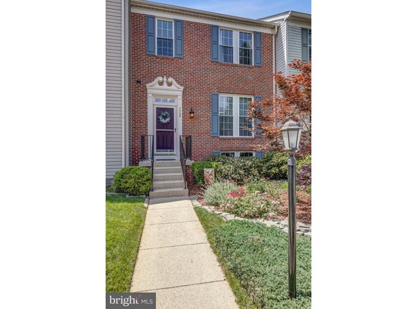 7706 EFFINGHAM Square, ALEXANDRIA, VA 22315
