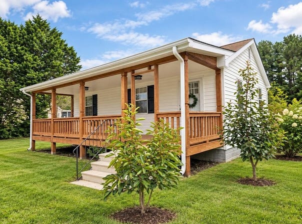9370 OCCOHANNOCK NECK RD, EXMORE, VA 23350
