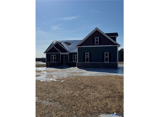 1306 General Puller Hwy, Middlesex, VA 23149