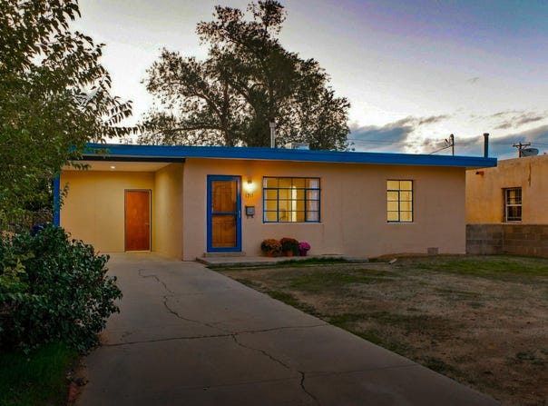 1311 Dartmouth Drive NE, Albuquerque, NM 87106