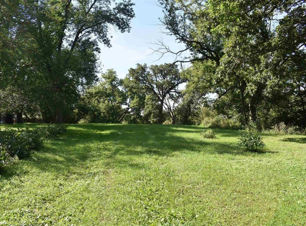 105 Pierce Street, Iowa Falls, IA 50126