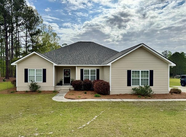 540 Limestone St, Mt. Vernon, GA 30445