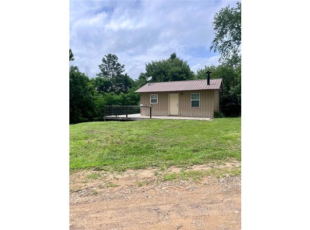 1613 Moonhull Road, Oark, AR 72852