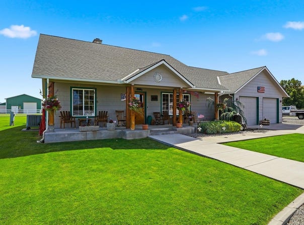 5005 Gamache Road, Moxee City, WA 98936