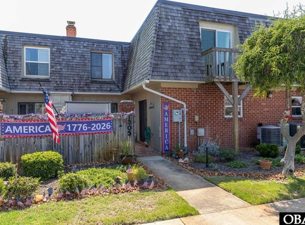1303 Swordfish Way, Kitty Hawk, NC 27949-4111