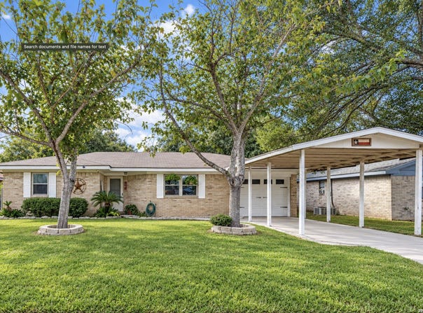 304 Sunflower, Marion, TX 78124