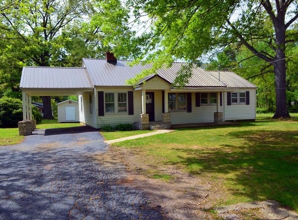 244 Memorial Dr., PARIS, TN 38242