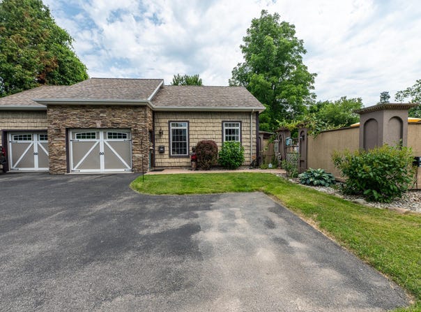 9 Williamson Street, Malone, NY 12953