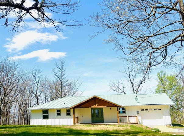 233 South Mountain Road, Marshall, AR 72650-0000