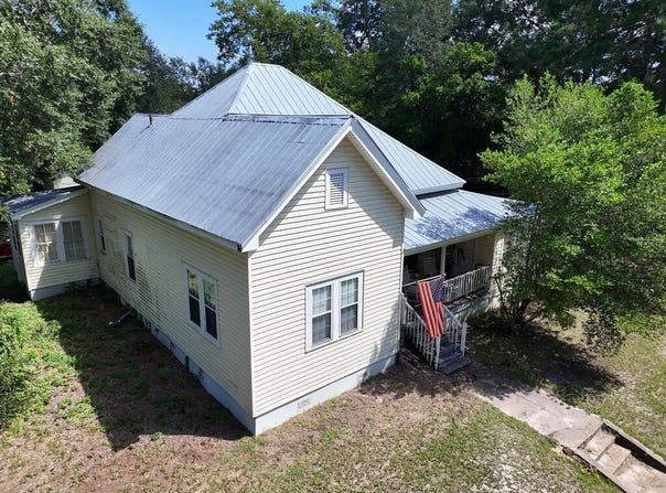 222 SW 3rd Ave, Cairo, GA 39828