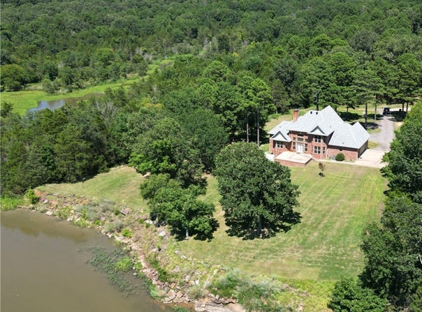 279 Eagle Cove Road, Lamar, AR 72846