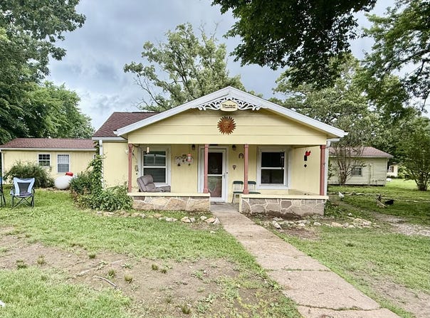 27417 Us Highway 160, Tecumseh, MO 65760