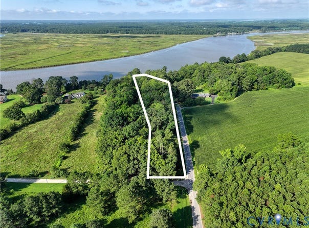 Waterfence Road, Mattaponi, VA 23110