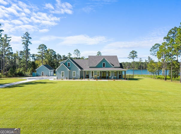 122 E Lake Drive, Statesboro, GA 30458