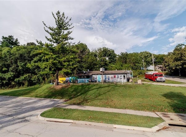 102 E Atchison Street, Atchison, KS 66002