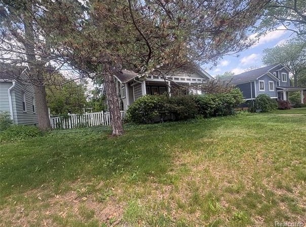 2134 Beverly Boulevard, Berkley, MI 48072