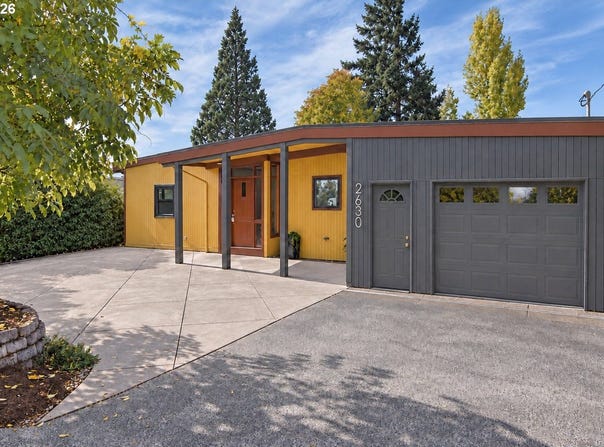 2630 ELINOR St, Eugene, OR 97403