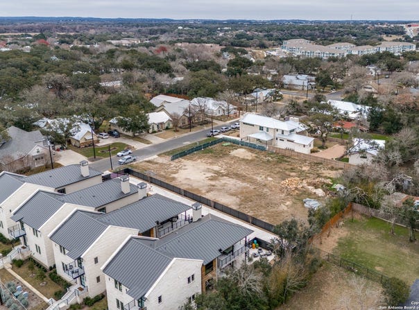 104 Second St Lot 12, Boerne, TX 78006-2918
