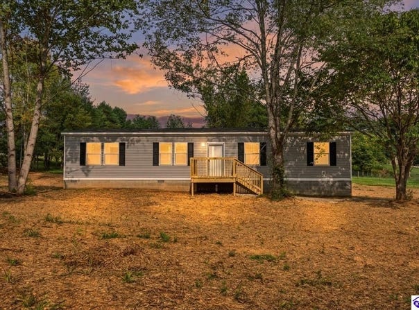 2437 Fallen Timber Road, Campbellsville, KY 42718