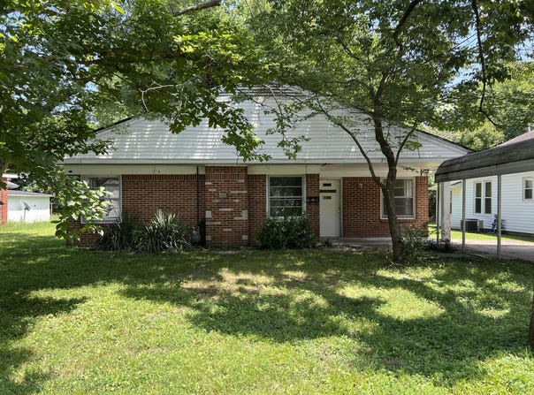 211 S 15th Street, Murray, KY 42071