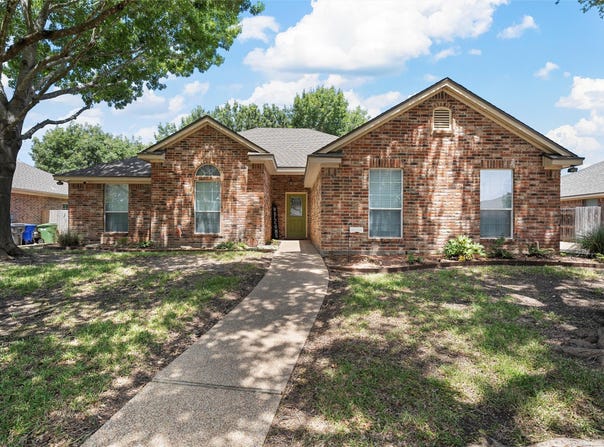 211 Desert Sky Drive, Waco, TX 76657