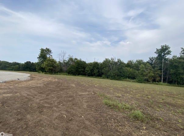 NKA, Centerville, IA 52544