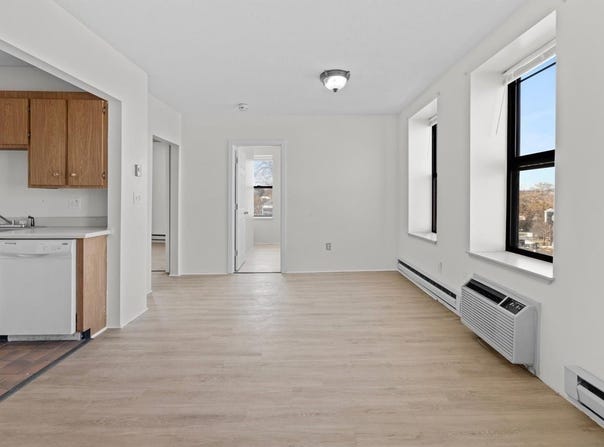 1 Cypress Rd 107, Boston, MA 02135