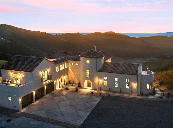 8567 Rd Mipolomol Rd, Malibu, CA 90265