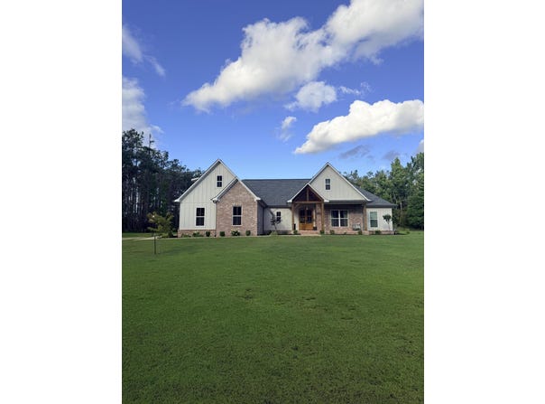 11 County Road 404, Corinth, MS 38834