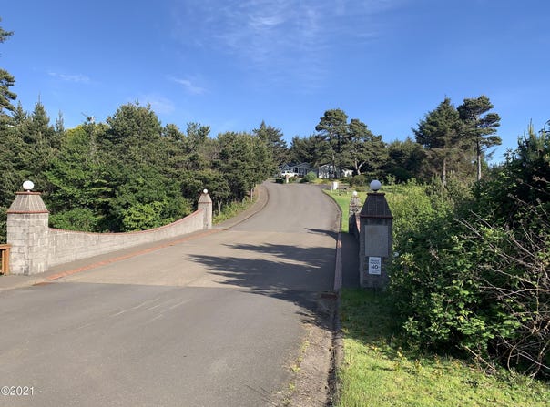 TL-700 SW Sailfish Loop, Waldport, OR 97394