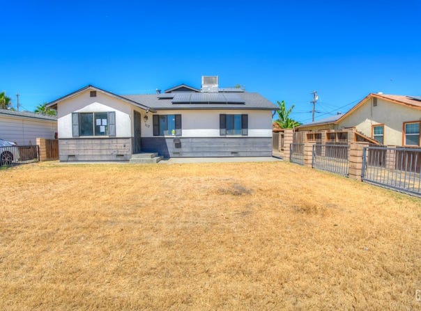 113 Polk Street, Taft, CA 93268