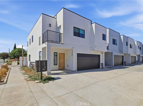 13369 W Cellest Parkway, Pacoima, CA 91331