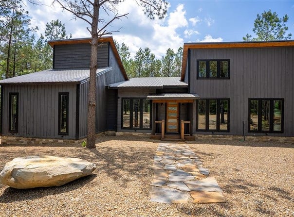 149 Bear Pine Trail, Broken Bow, OK 74728