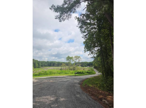 Laurel Park Rd, Tappahannock, VA 22560