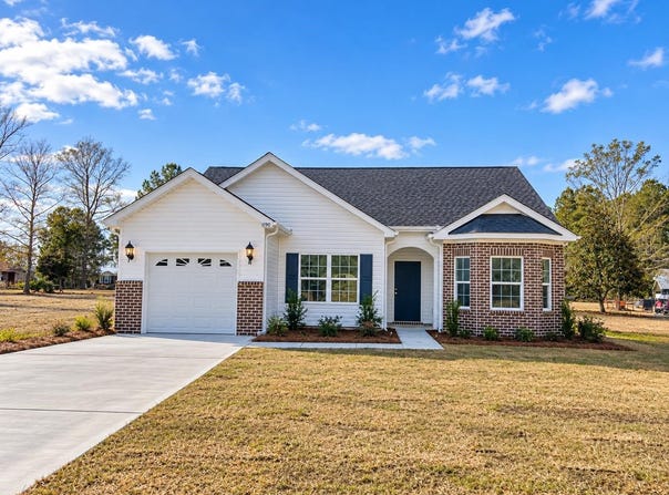 1190 Log Cabin Rd., Loris, SC 29569