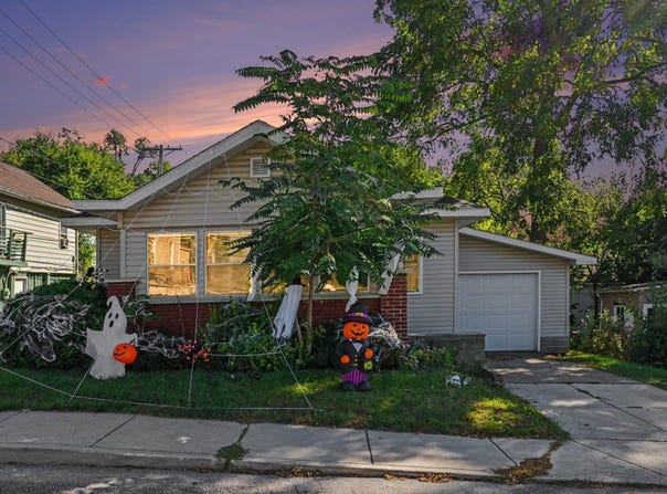 708 Liberty Drive, Mishawaka, IN 46545