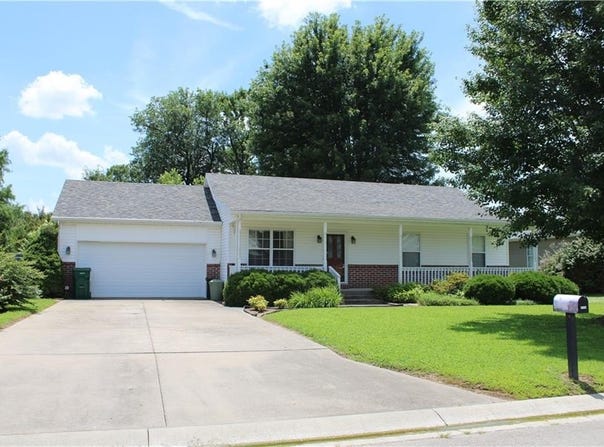 1006 Amber Drive, Pittsburg, KS 66762