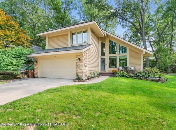 1067 Wild Ginger Trail, Haslett, MI 48840