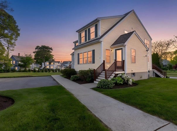 3 Carleton Street, Wareham, MA 02558