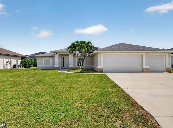 2115 SW 30th Terrace, Cape Coral, FL 33914
